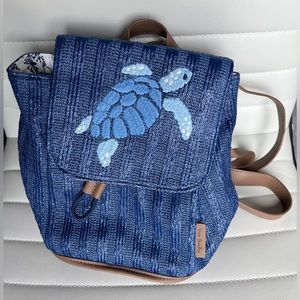 NWOT Vera Bradley Blue Turtle mini backpack